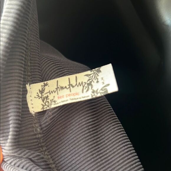 Free People Ribbed Stretchy Tee - Picture 4 of 5